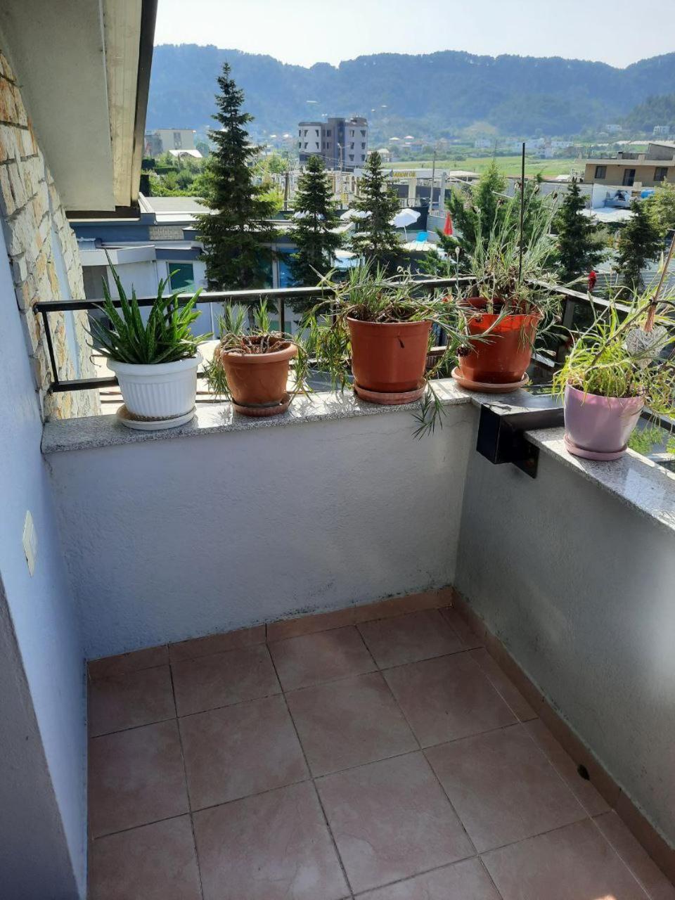 Luander Hotel Tirana Zimmer foto
