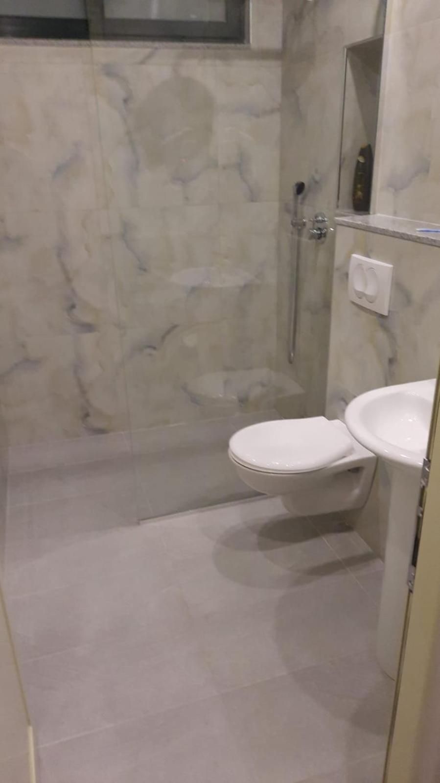 Luander Hotel Tirana Zimmer foto